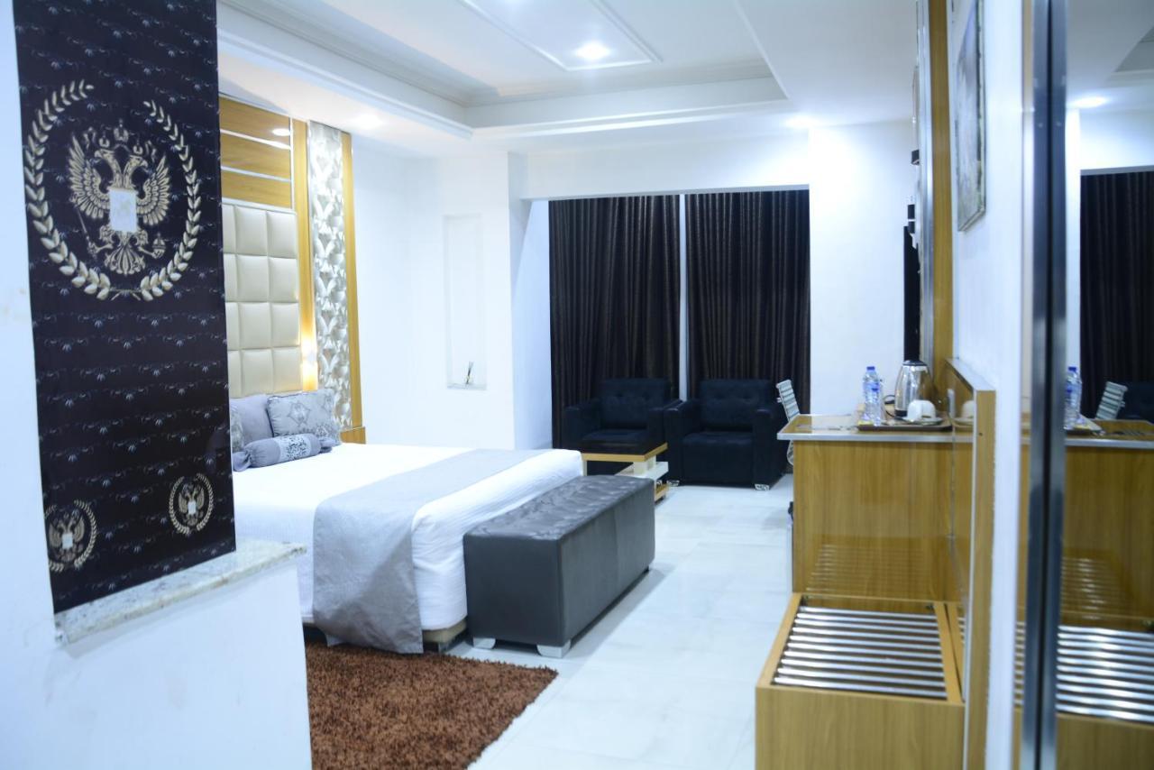 Caesar'S Luxury Hotel Lekki Buitenkant foto