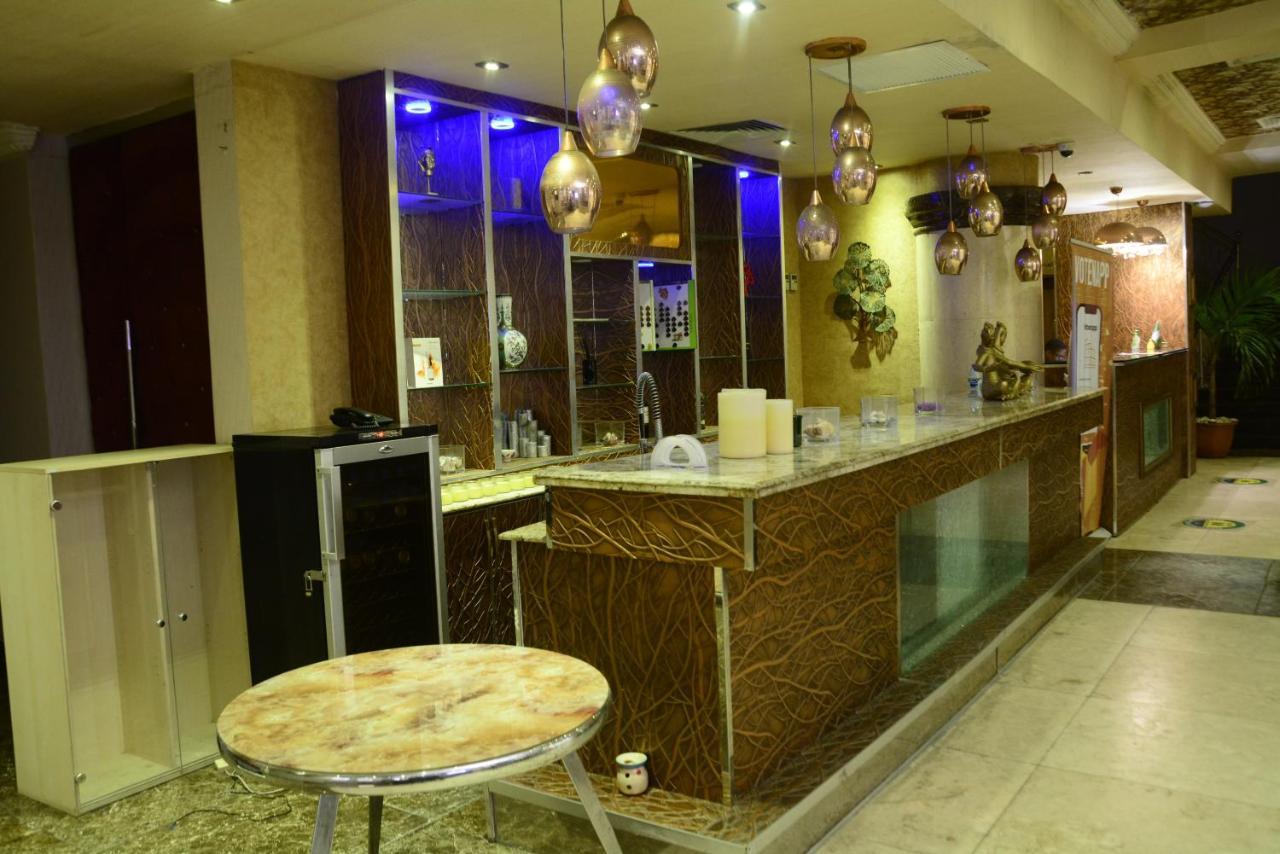 Caesar'S Luxury Hotel Lekki Buitenkant foto