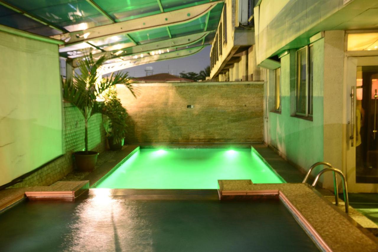Caesar'S Luxury Hotel Lekki Buitenkant foto