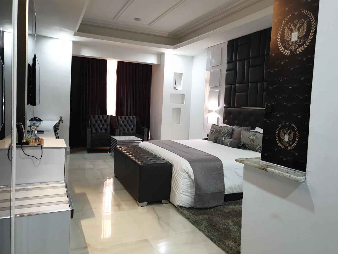 Caesar'S Luxury Hotel Lekki Buitenkant foto